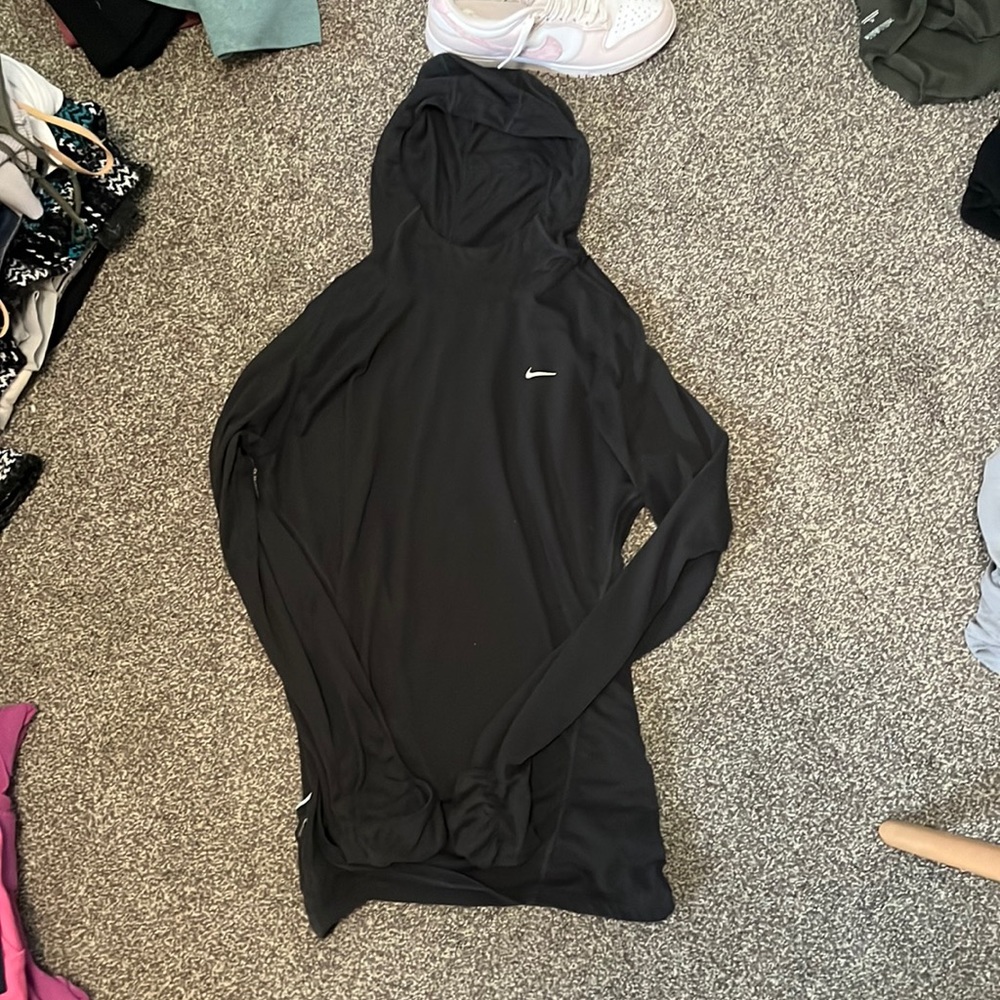 Black Nike long sleeved fleece with hood